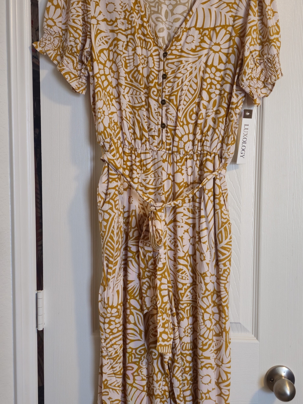 Luxology Floral Button-Front Jumper in Mustard & Cream
